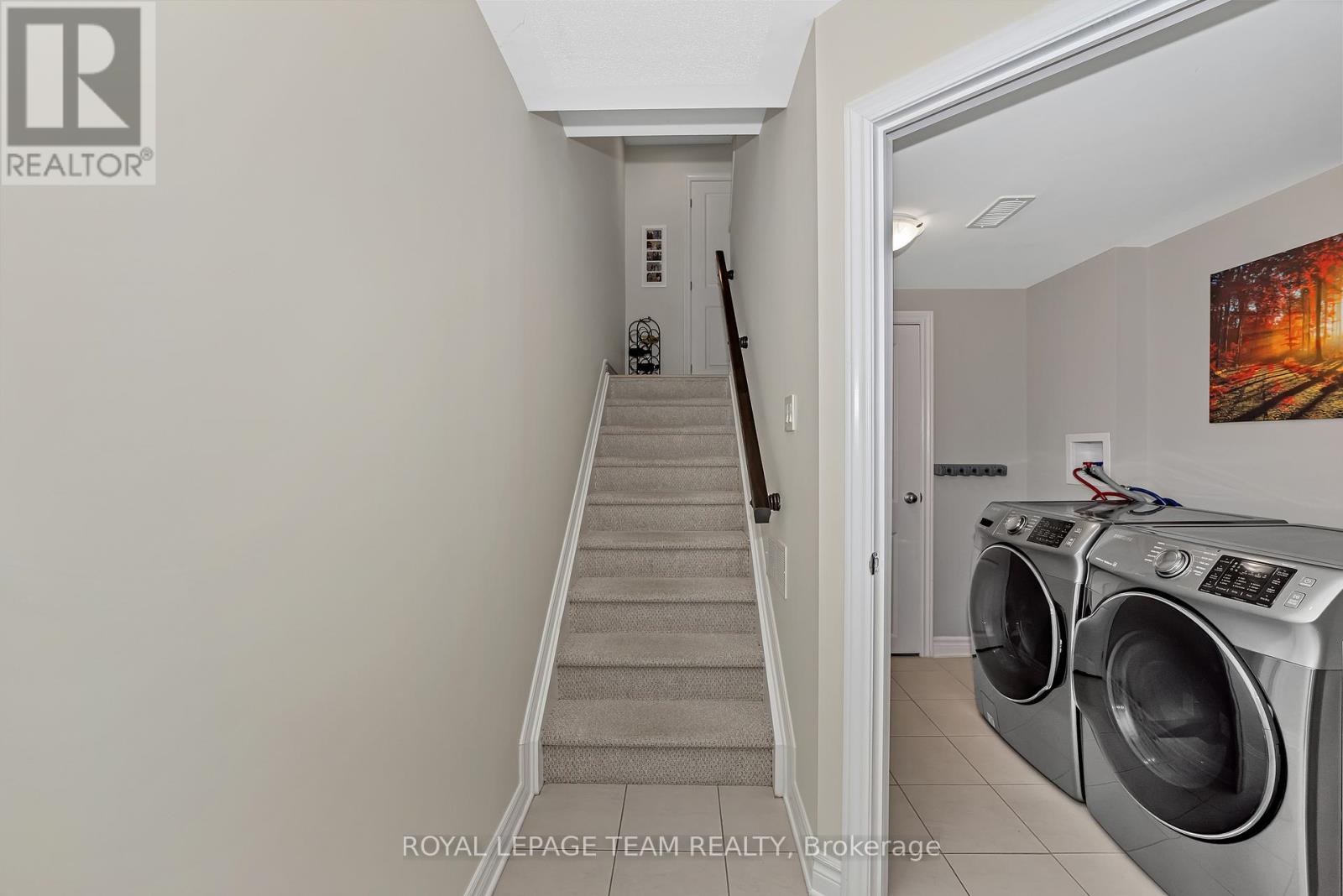 887 Kilbirnie Drive