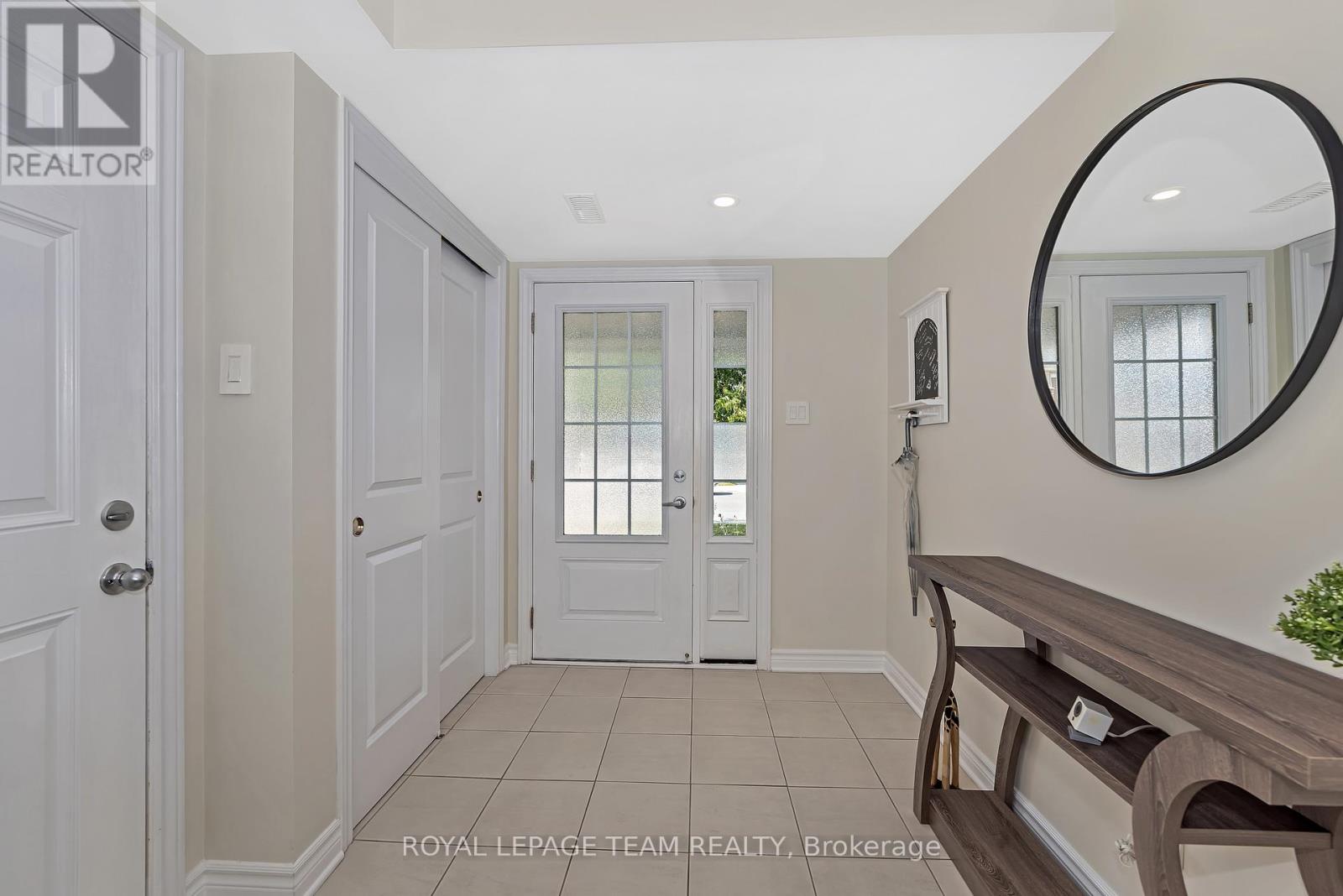 887 Kilbirnie Drive