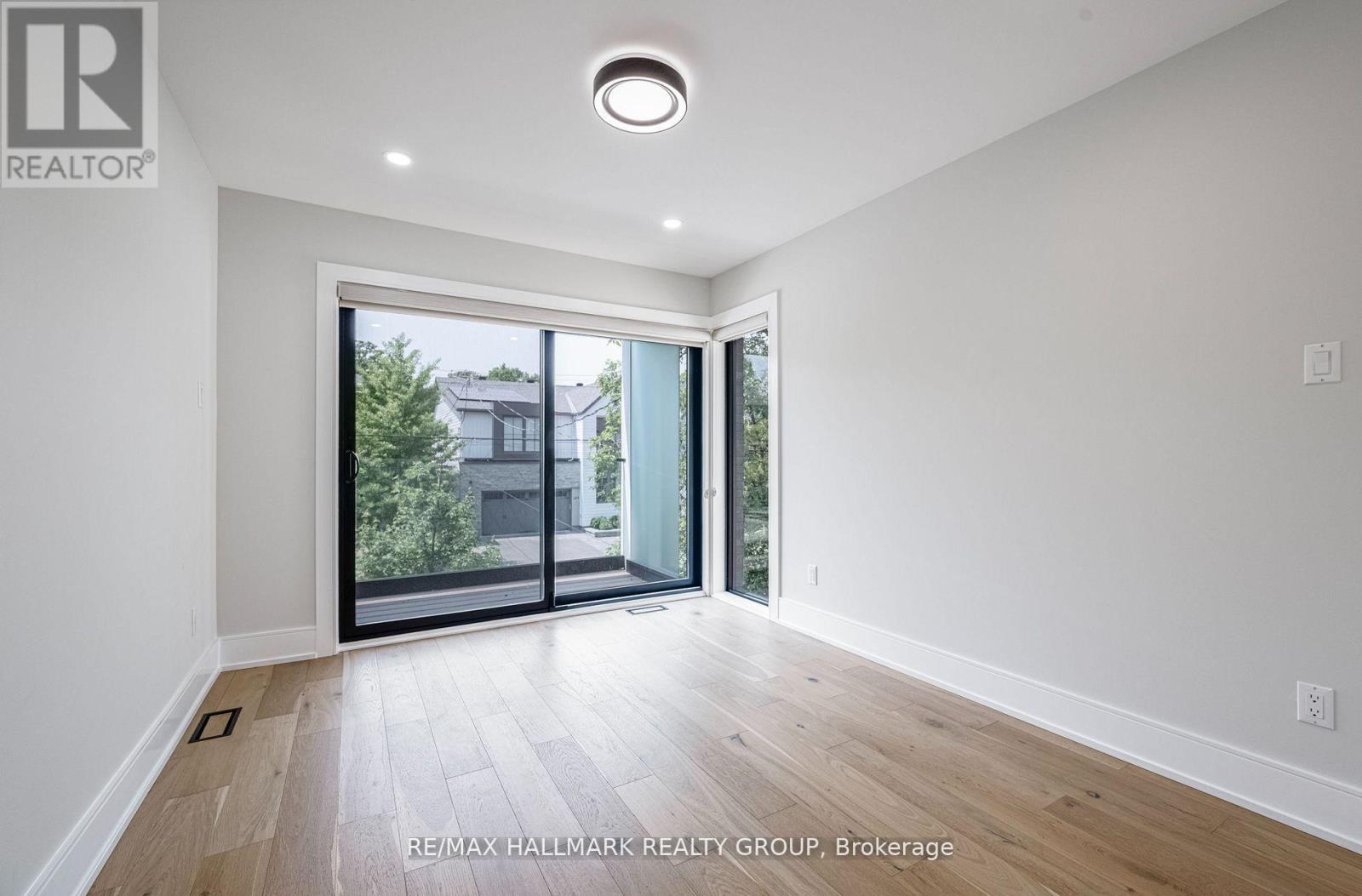 185 Carleton Avenue