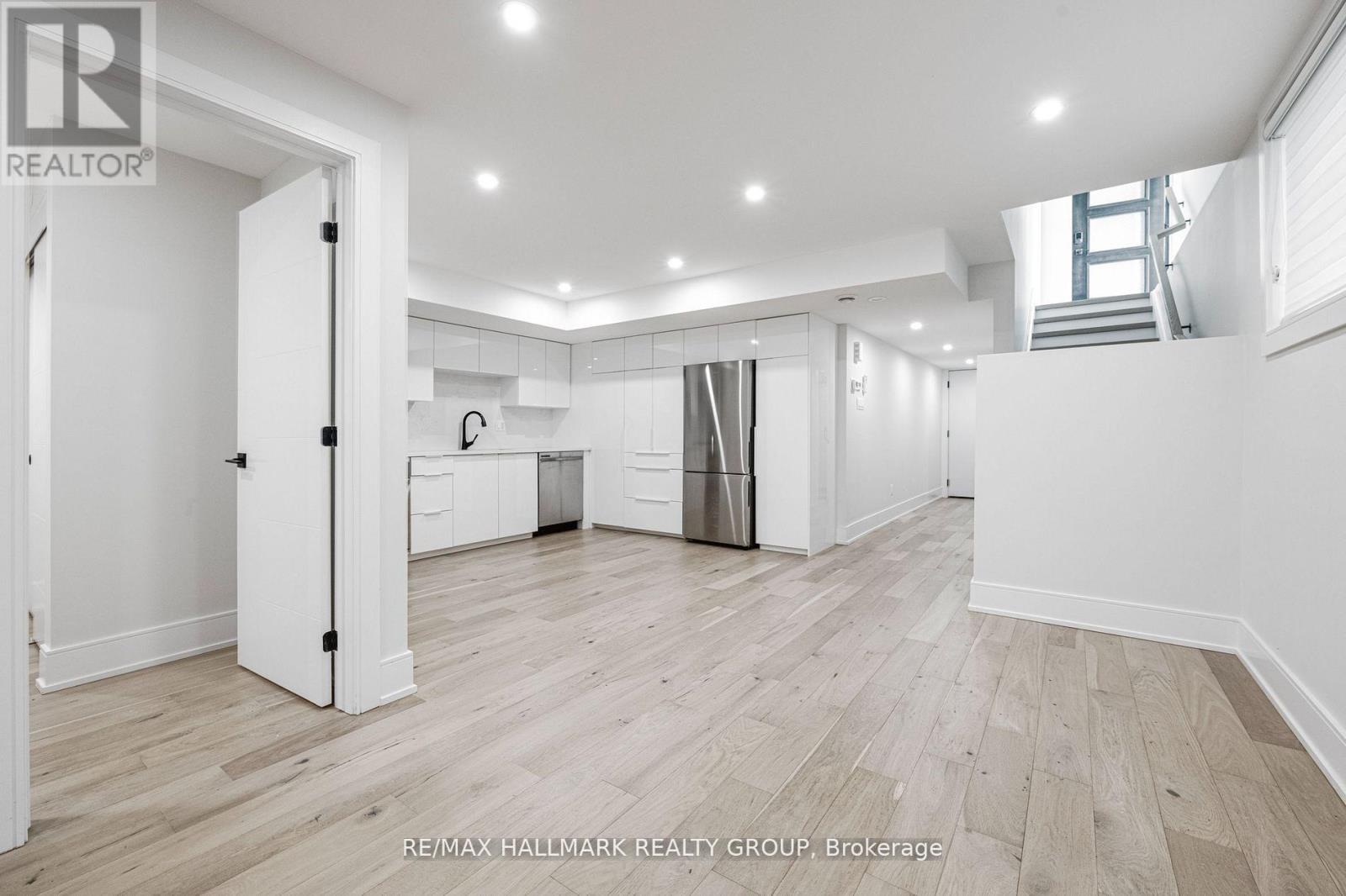 185 Carleton Avenue