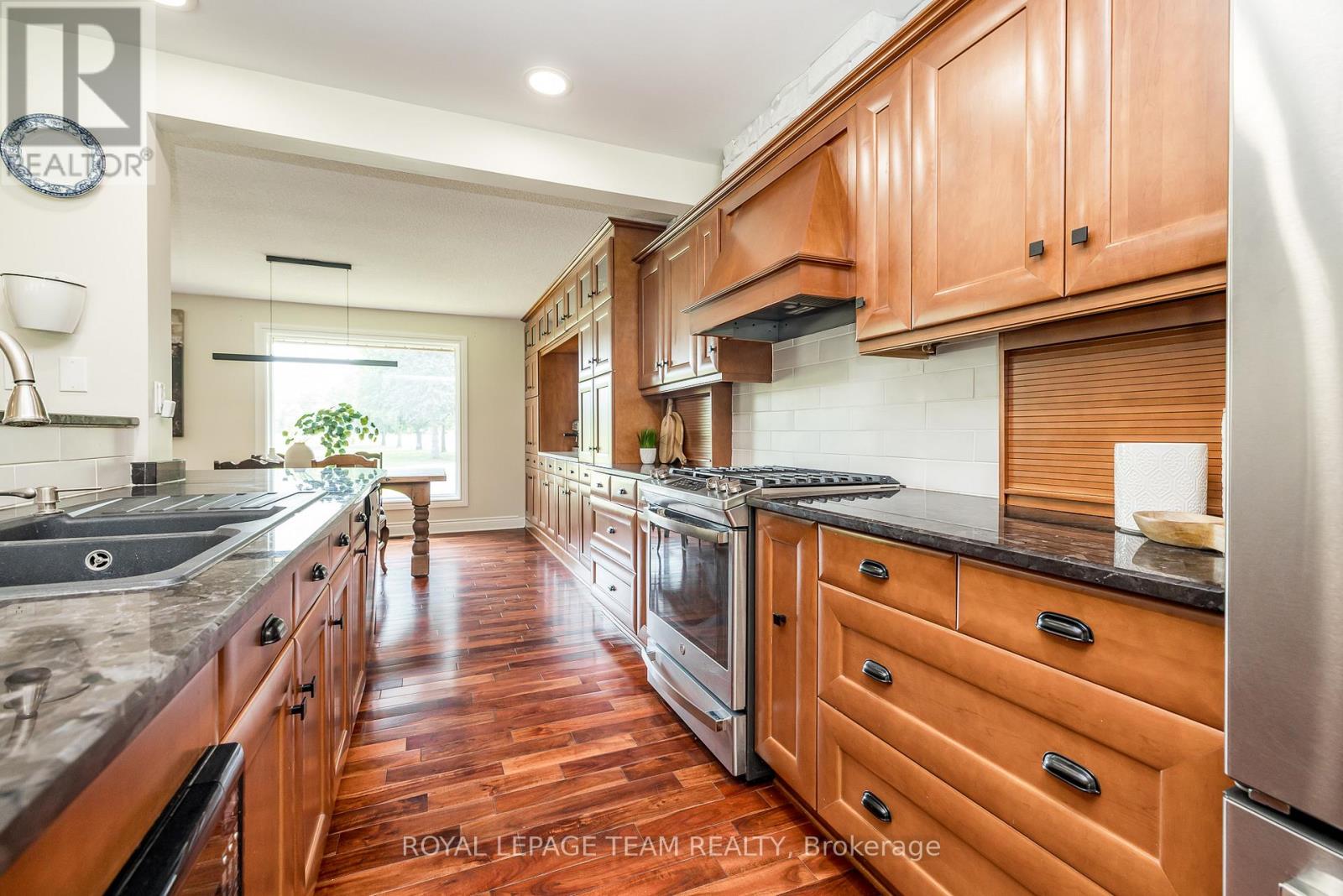 1216a River Road
