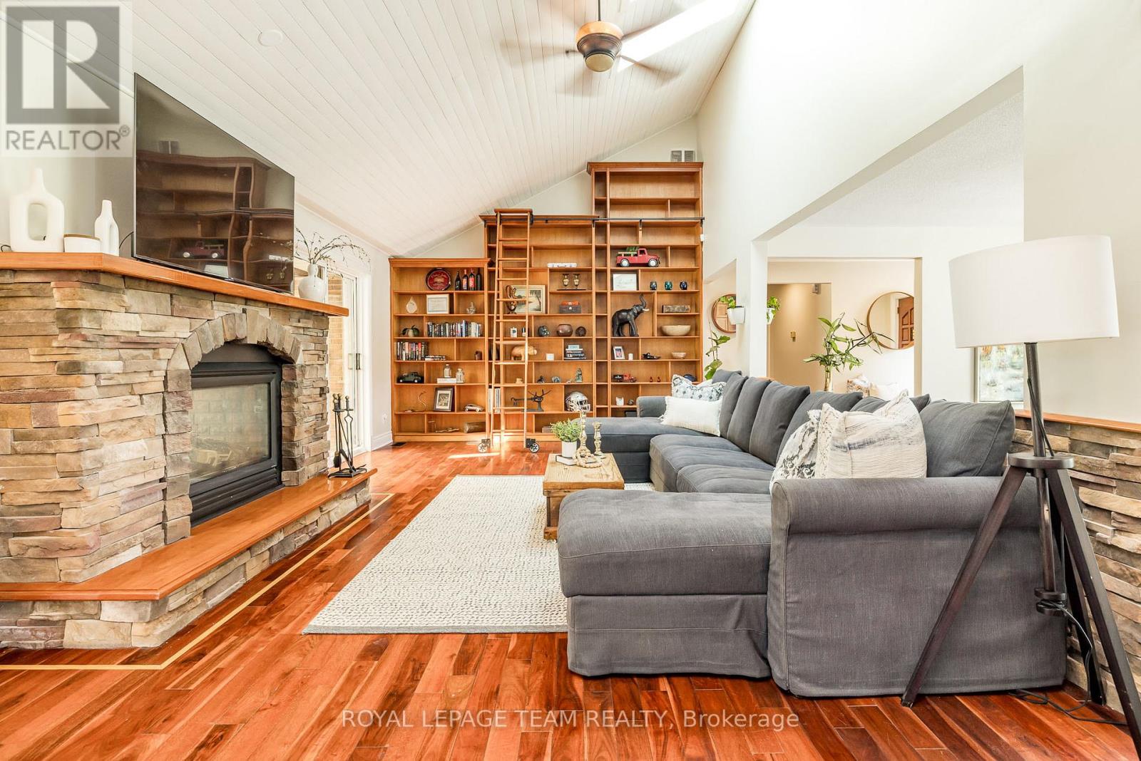 1216a River Road