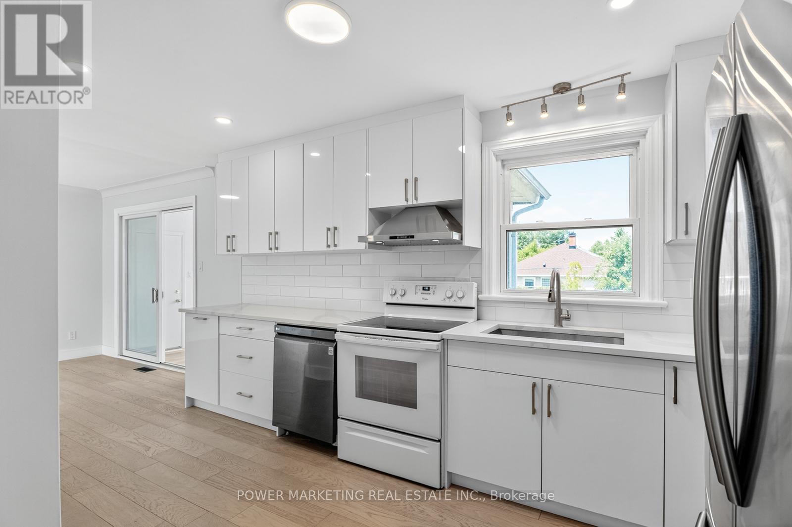 9 Epworth Avenue