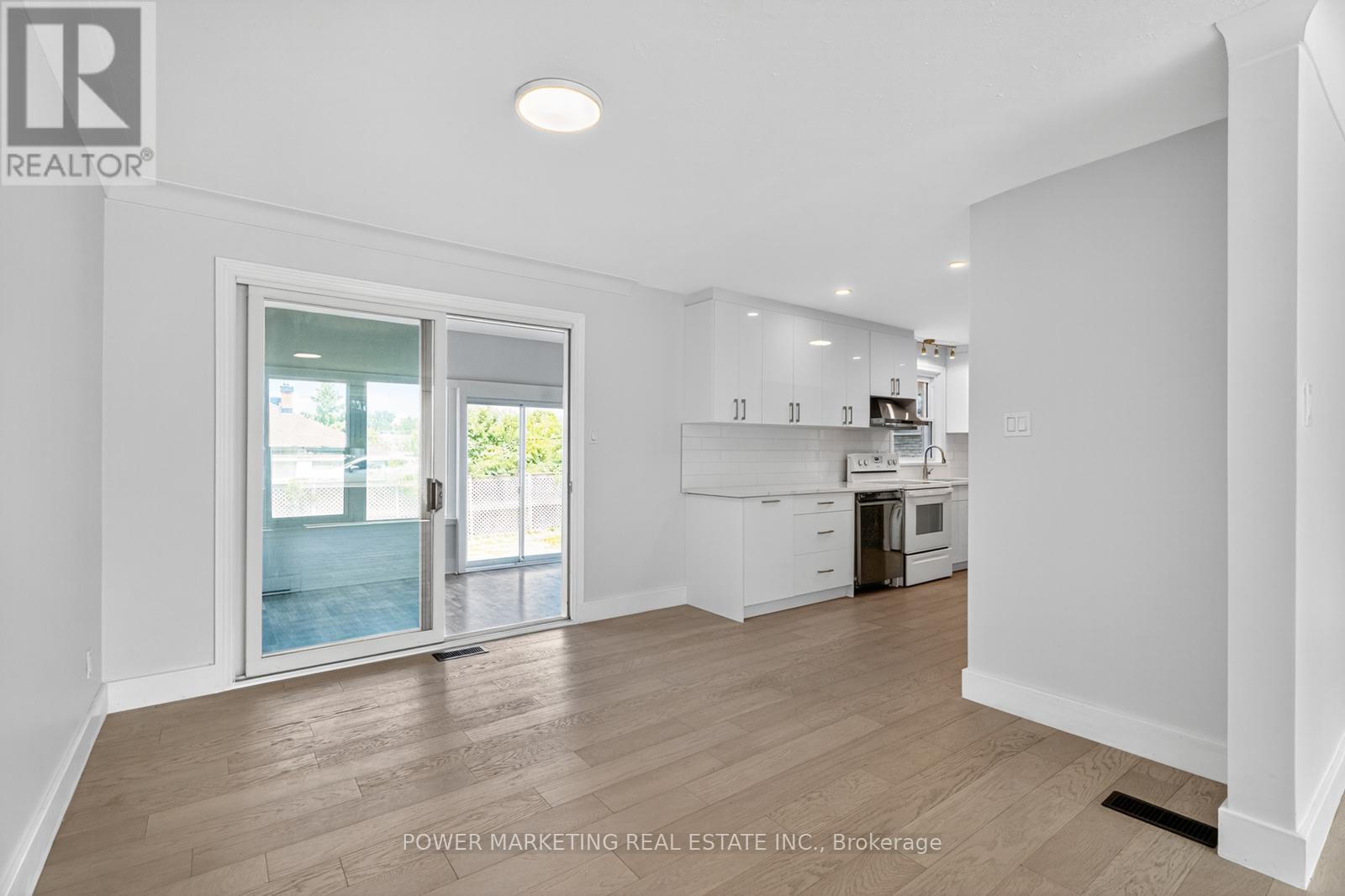 9 Epworth Avenue