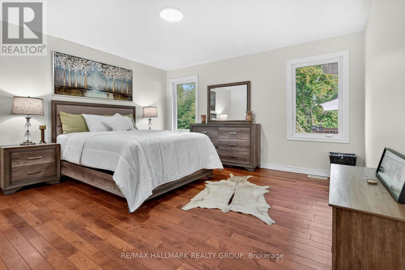 11 Rideau Crossing Crescent