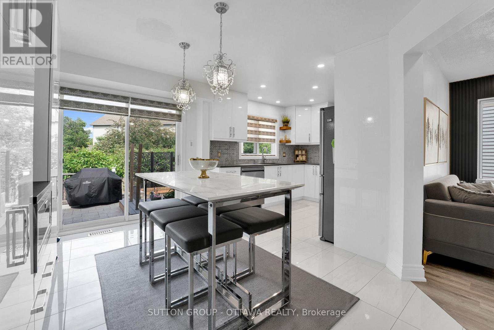 2163 Johnston Road
