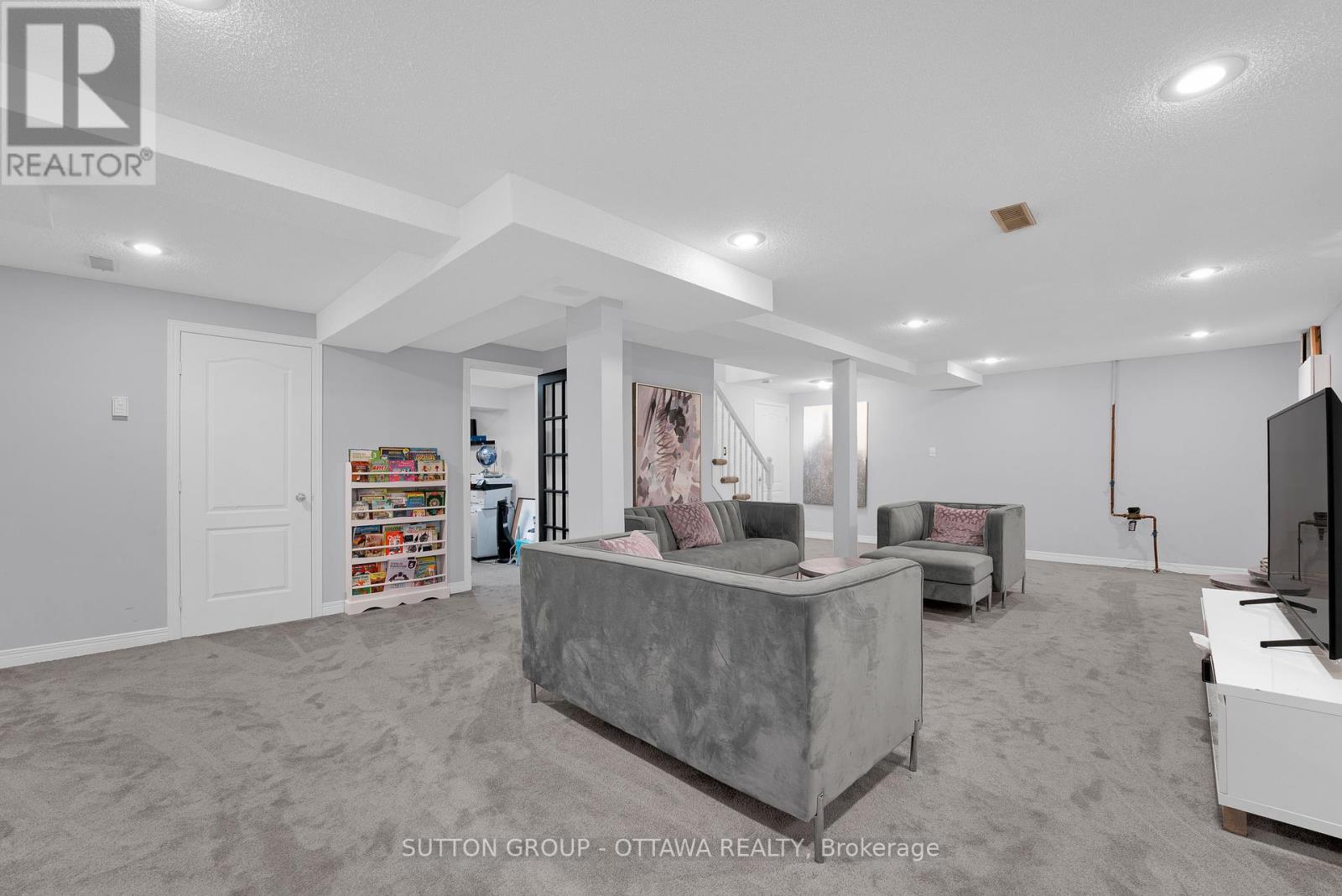 2163 Johnston Road