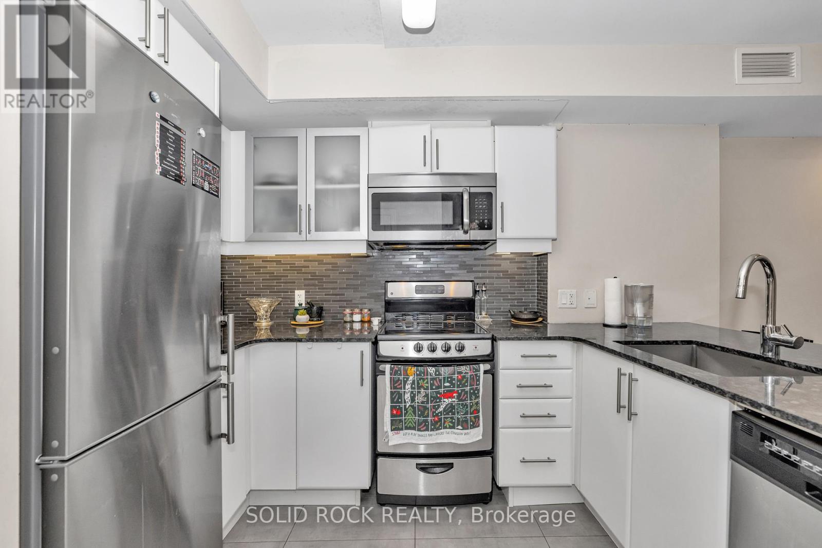 306 - 195 Besserer N