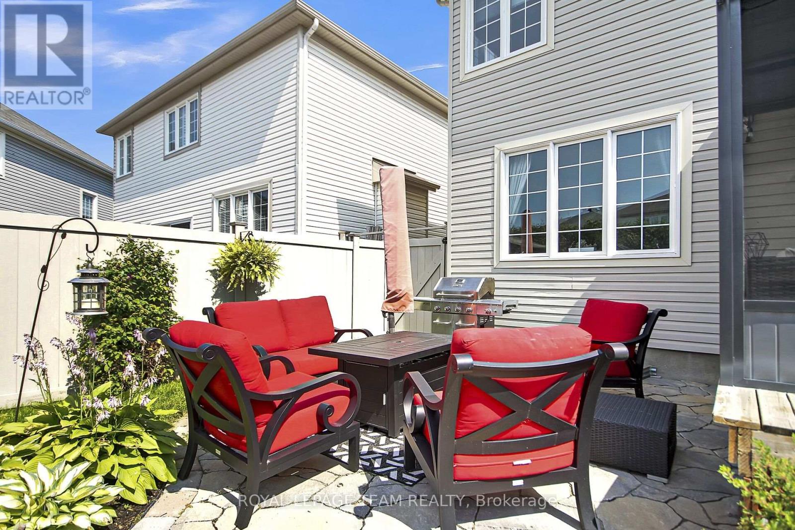 936 Rossburn Crescent