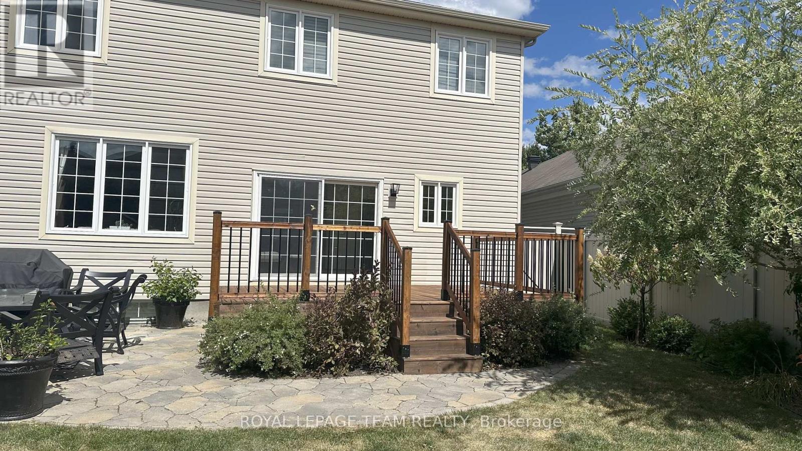 936 Rossburn Crescent