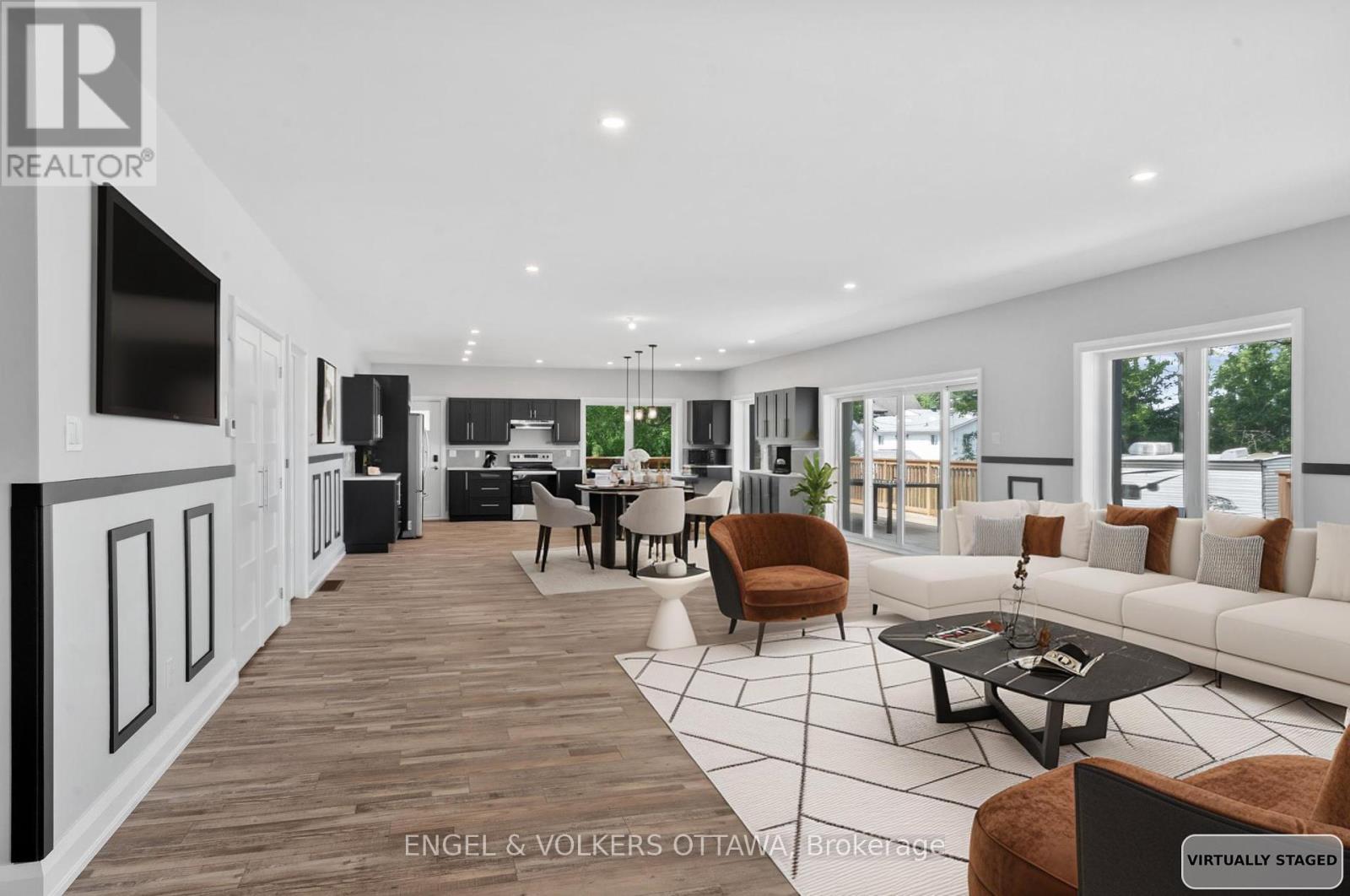 866 Bayview Drive