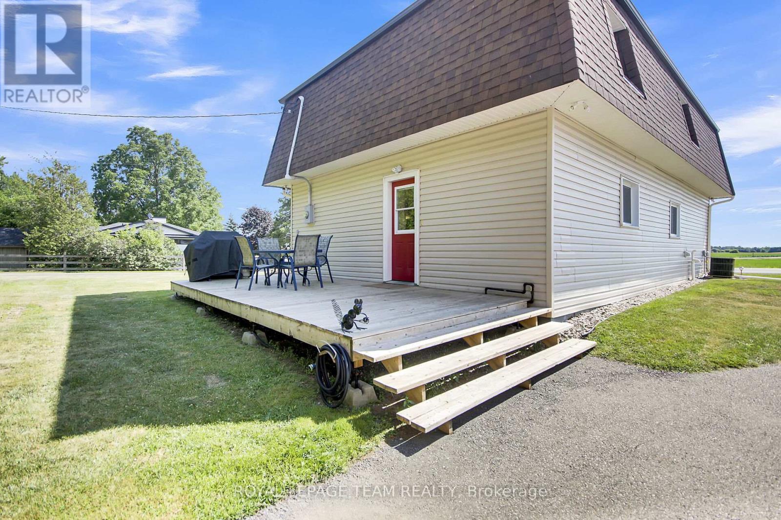 5745 Fourth Line Road