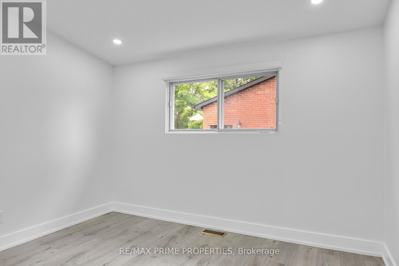 1035 Connery Avenue