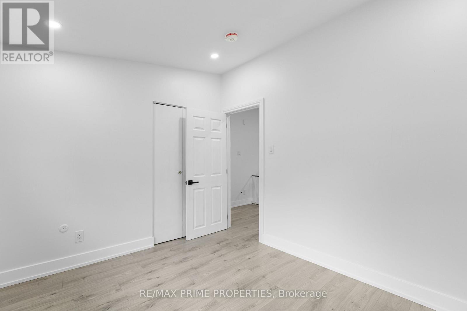 1035 Connery Avenue