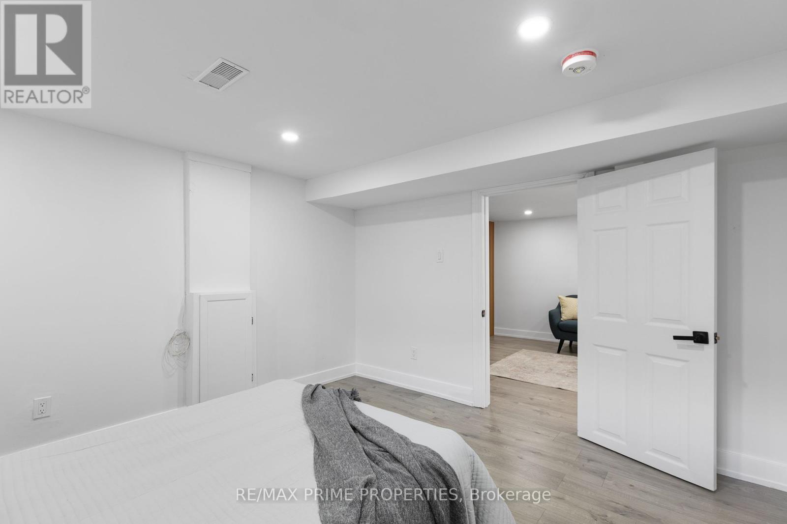 1035 Connery Avenue