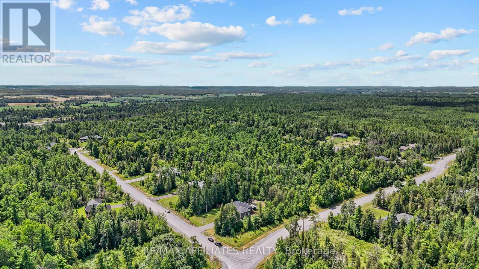 400 Cinnamon Crescent