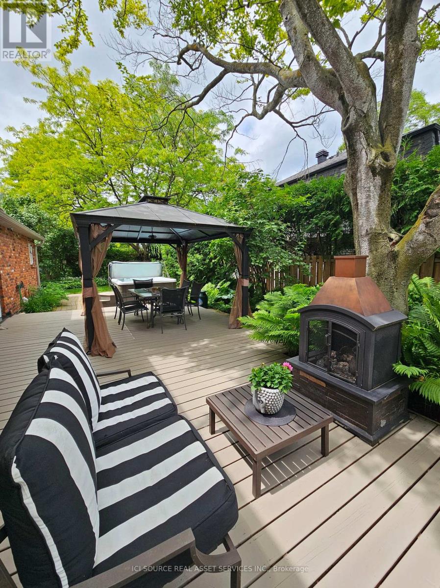 1 Erinlea Court