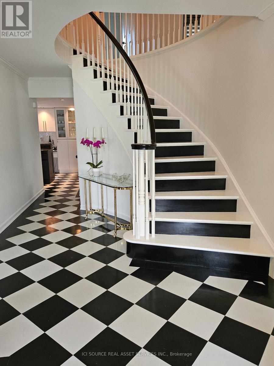 1 Erinlea Court