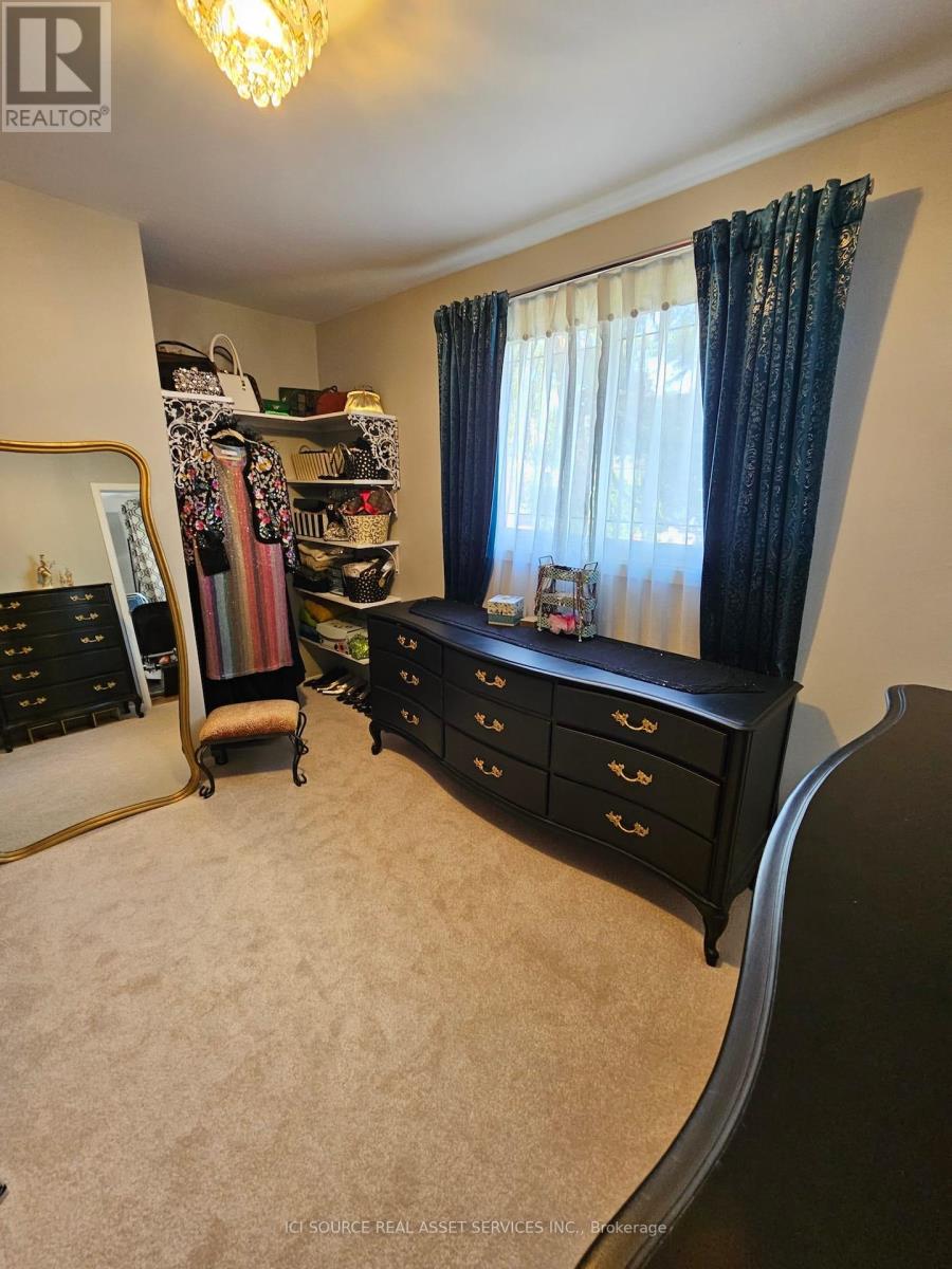 1 Erinlea Court