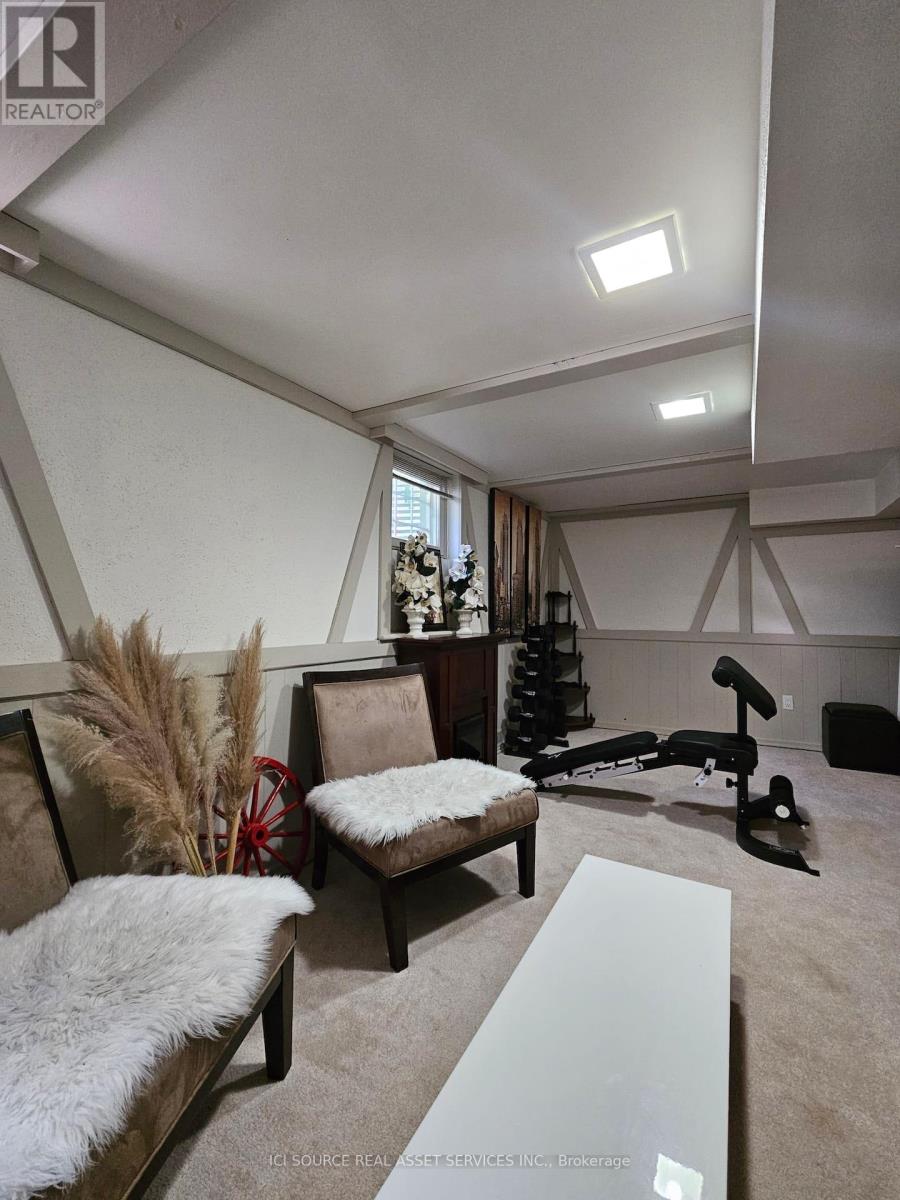 1 Erinlea Court