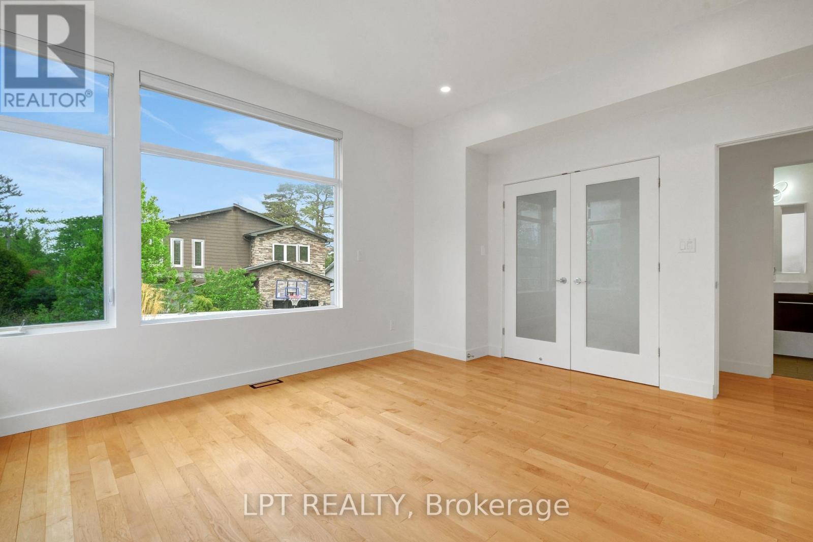 298 Crestview Road