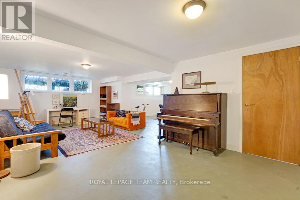 4636 Donnelly Drive