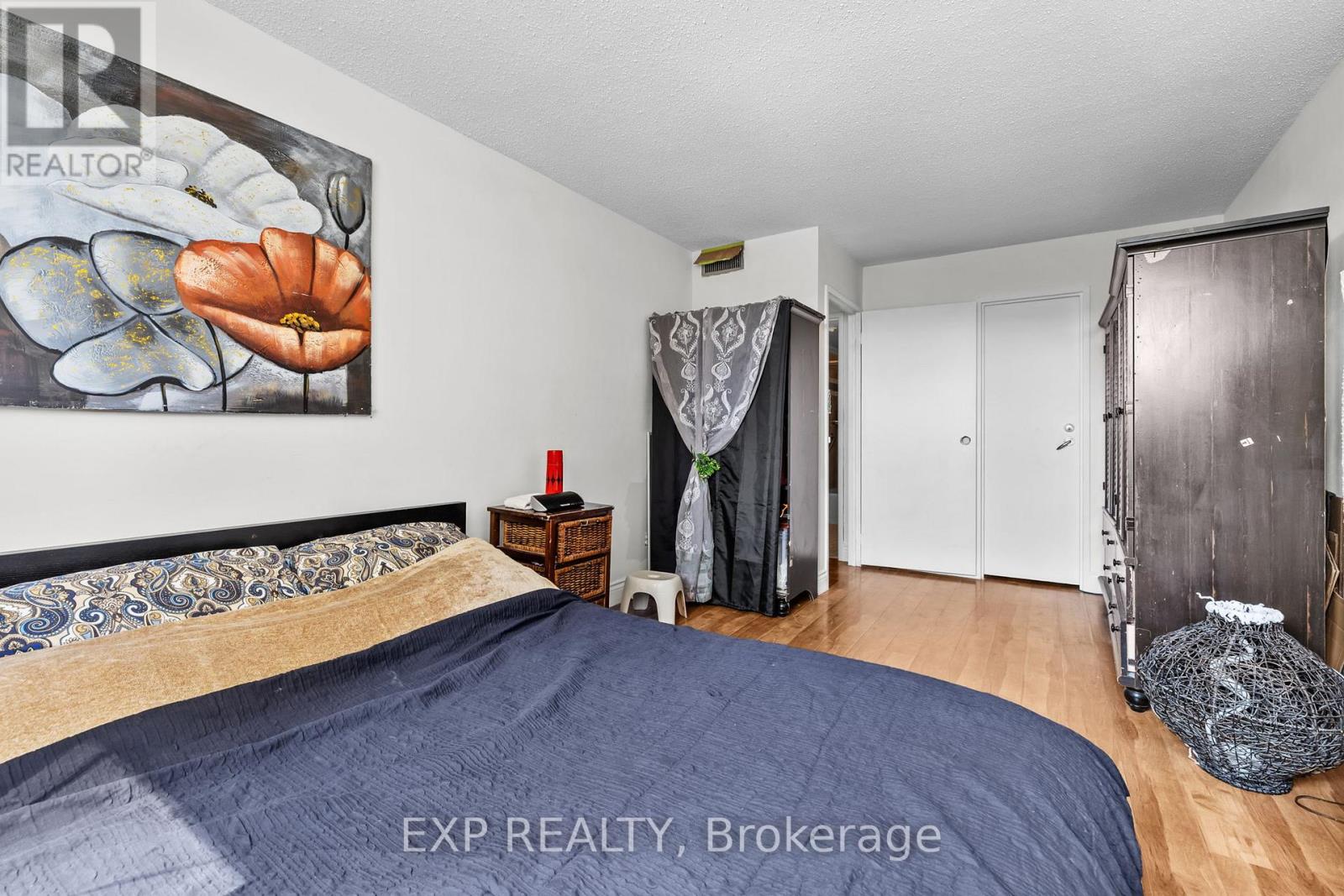 606 - 1500 Riverside Drive