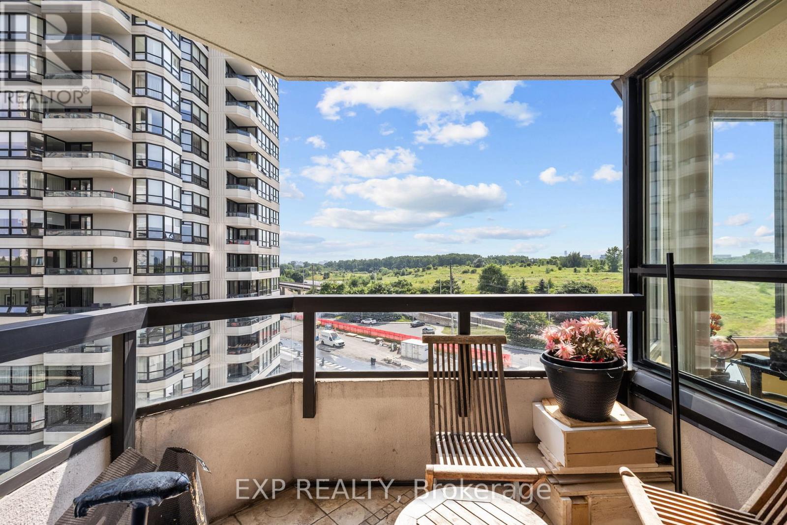 606 - 1500 Riverside Drive