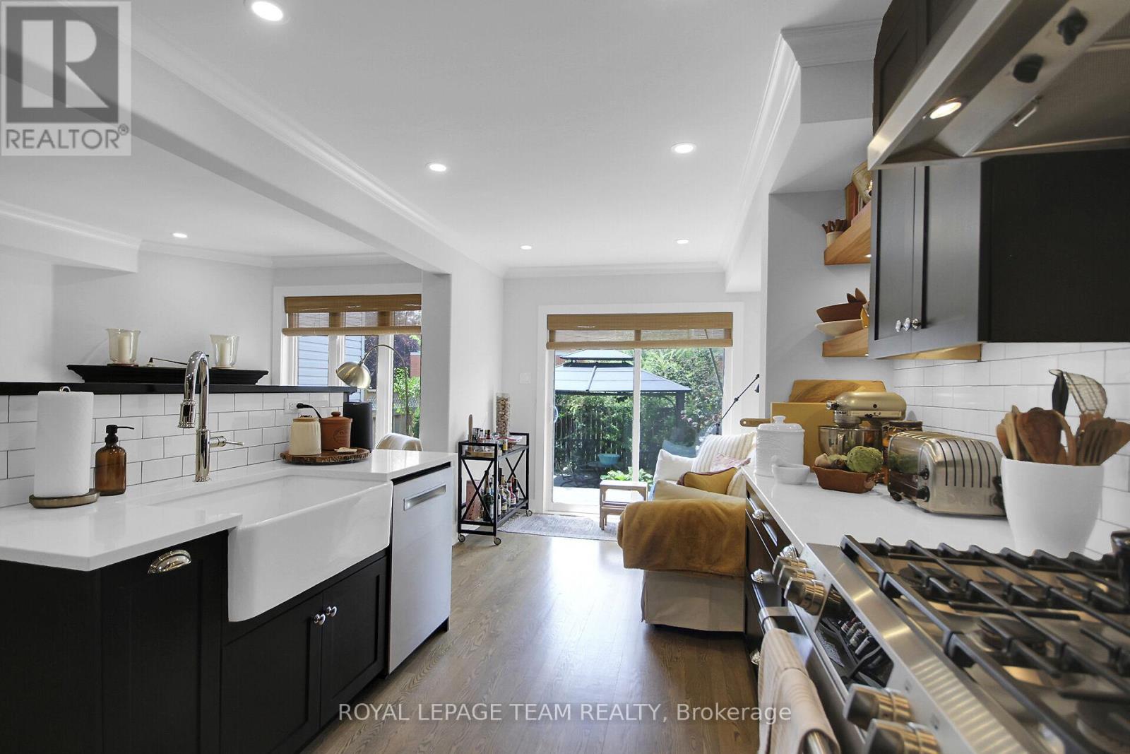 112 Talltree Crescent