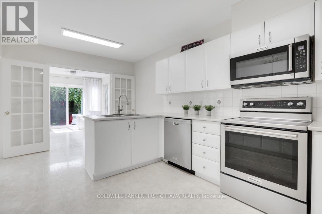 10 Ladybirds Crescent