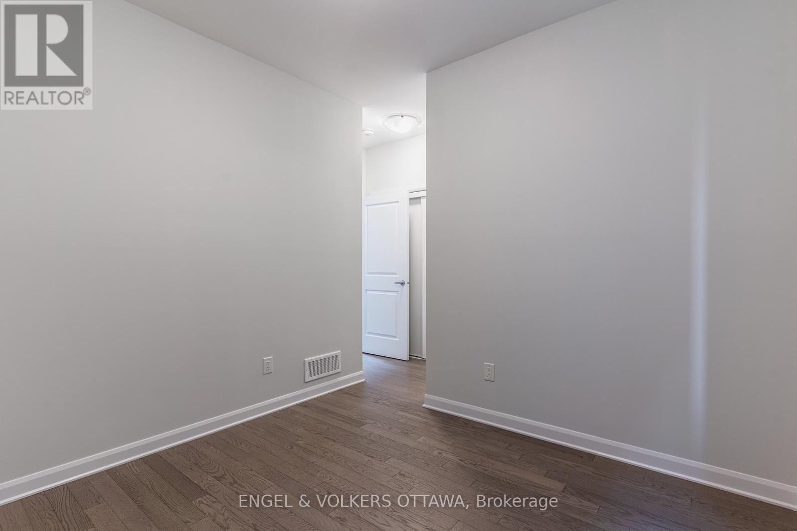 333 Elsie Macgill Walk
