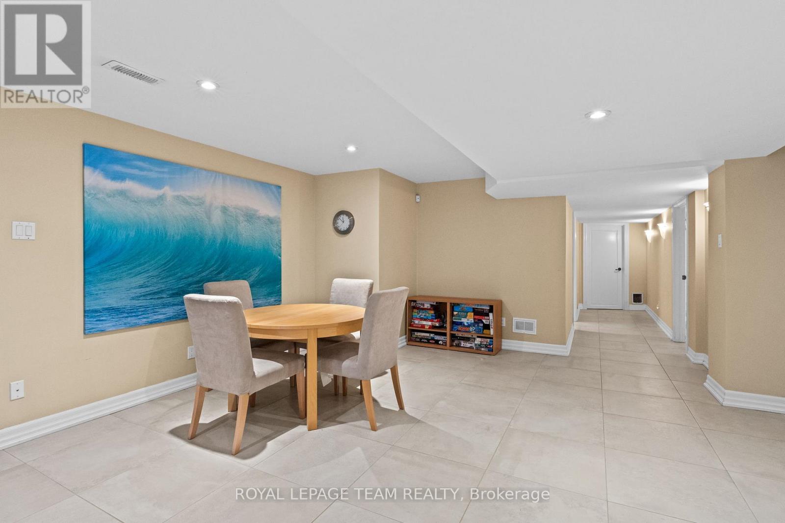 5811 Longhearth Way