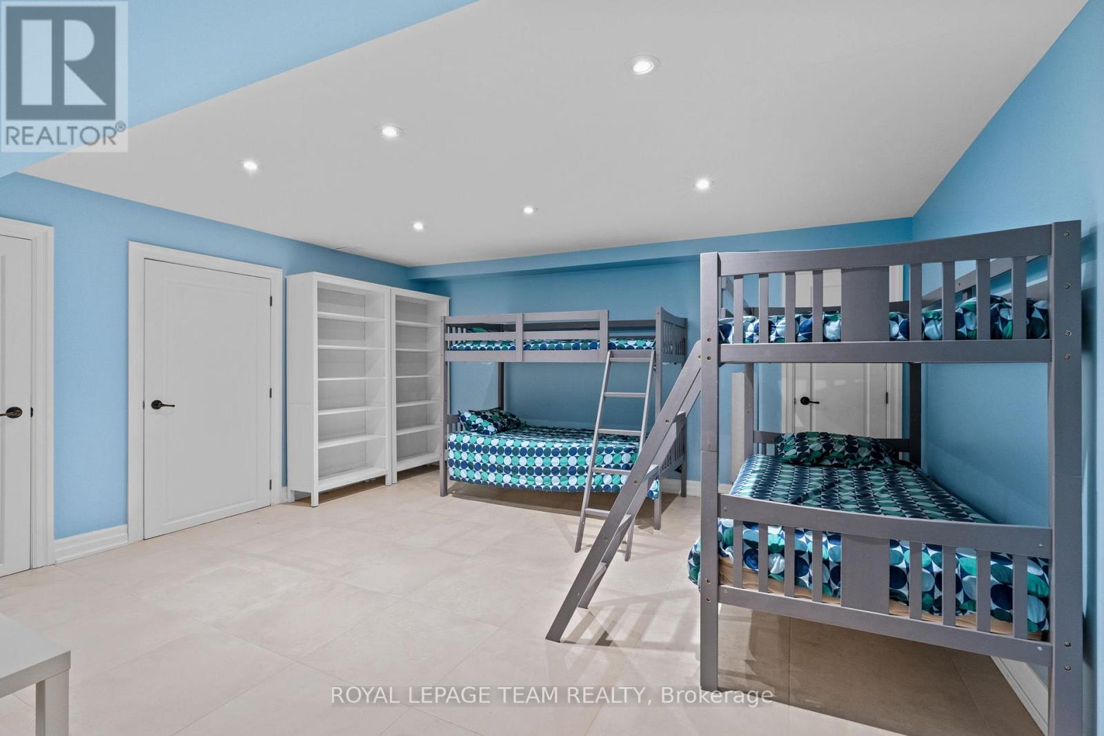5811 Longhearth Way
