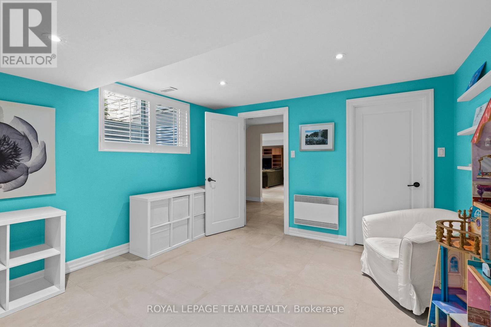 5811 Longhearth Way