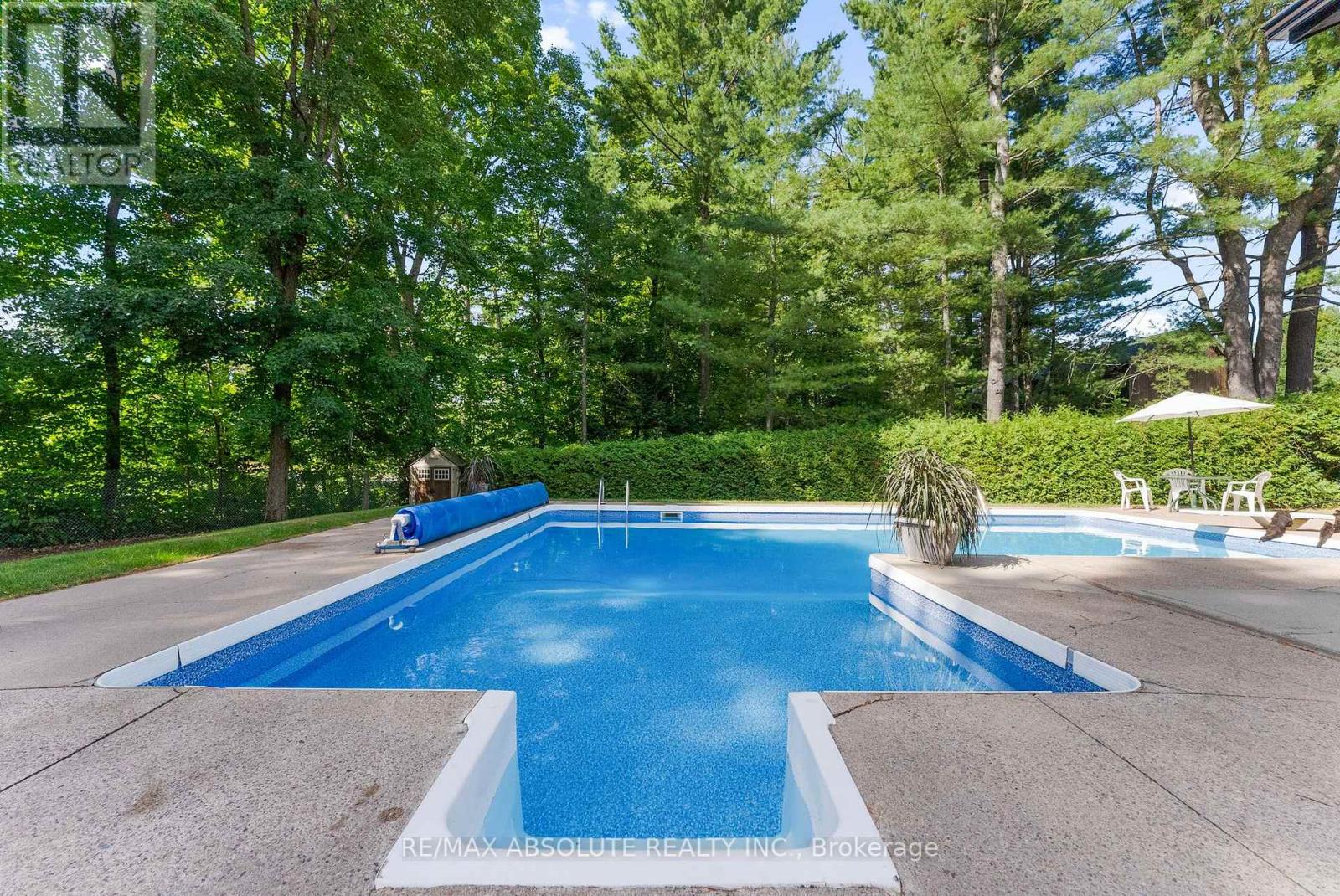 33 Old Orchard Lane