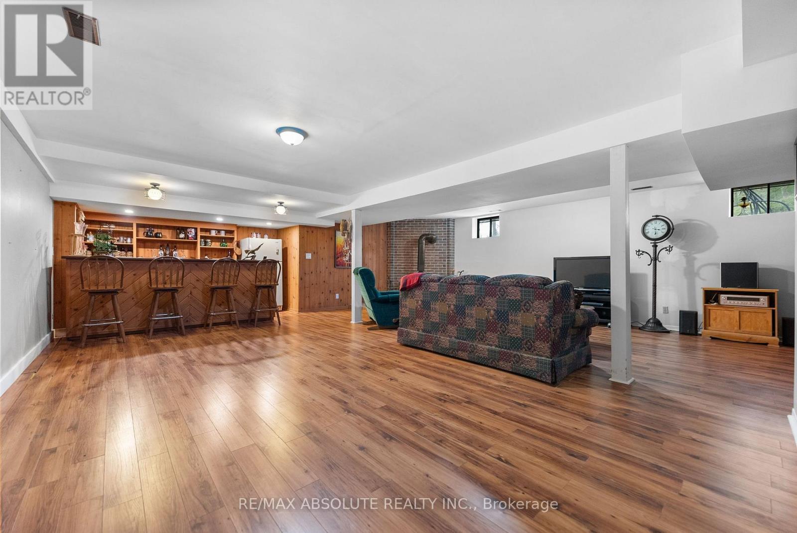33 Old Orchard Lane