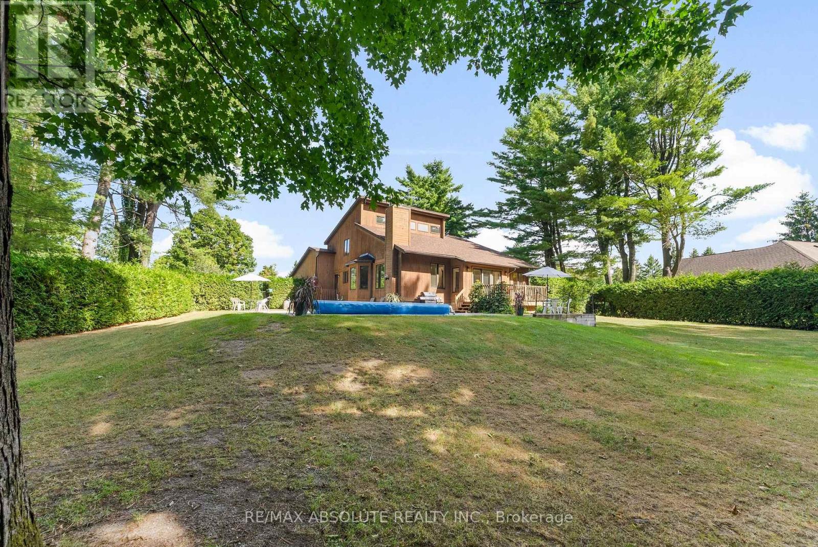 33 Old Orchard Lane
