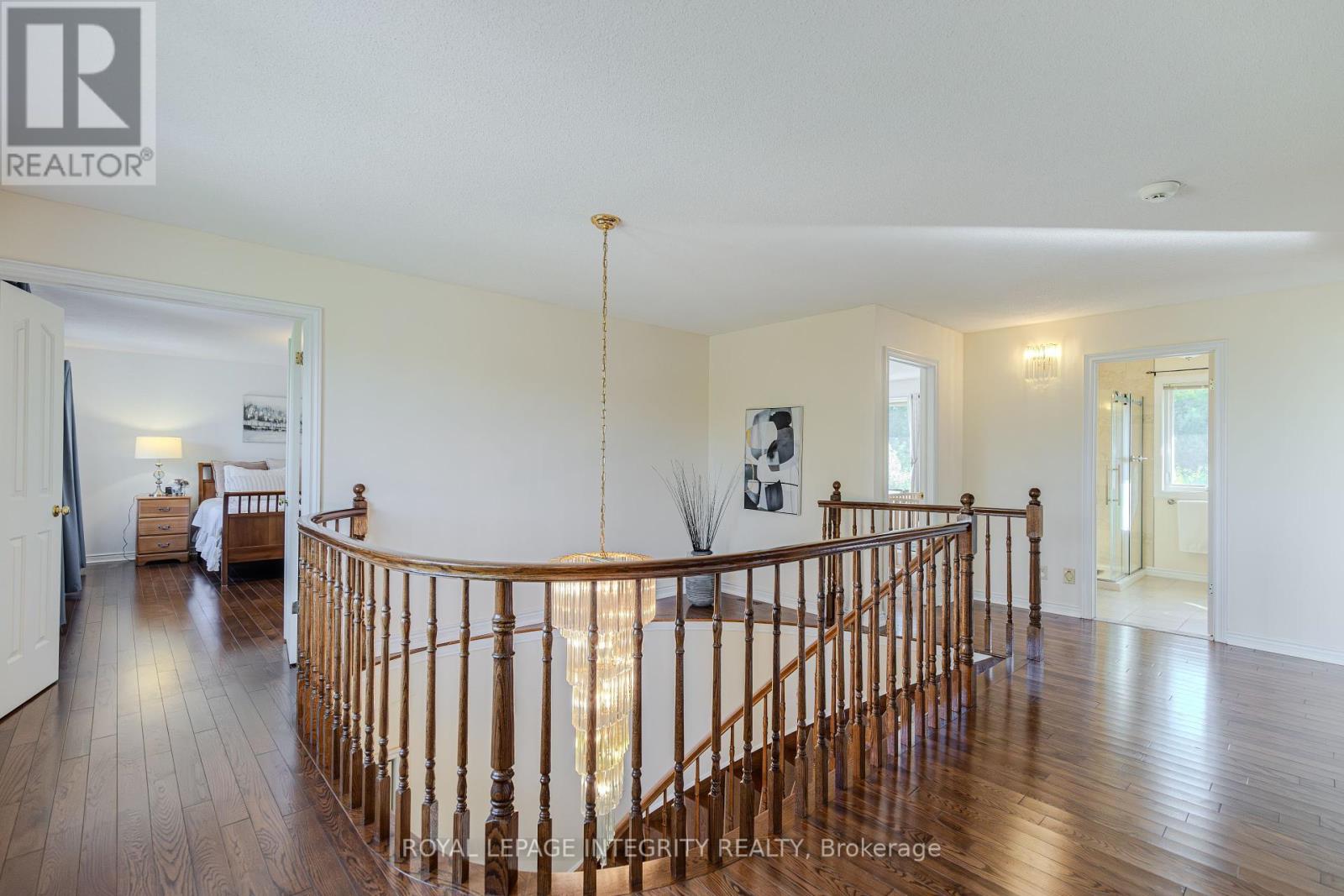 2025 Sixth Line Road N