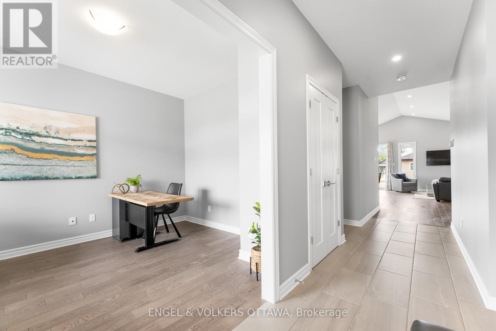 848 Reaume Street