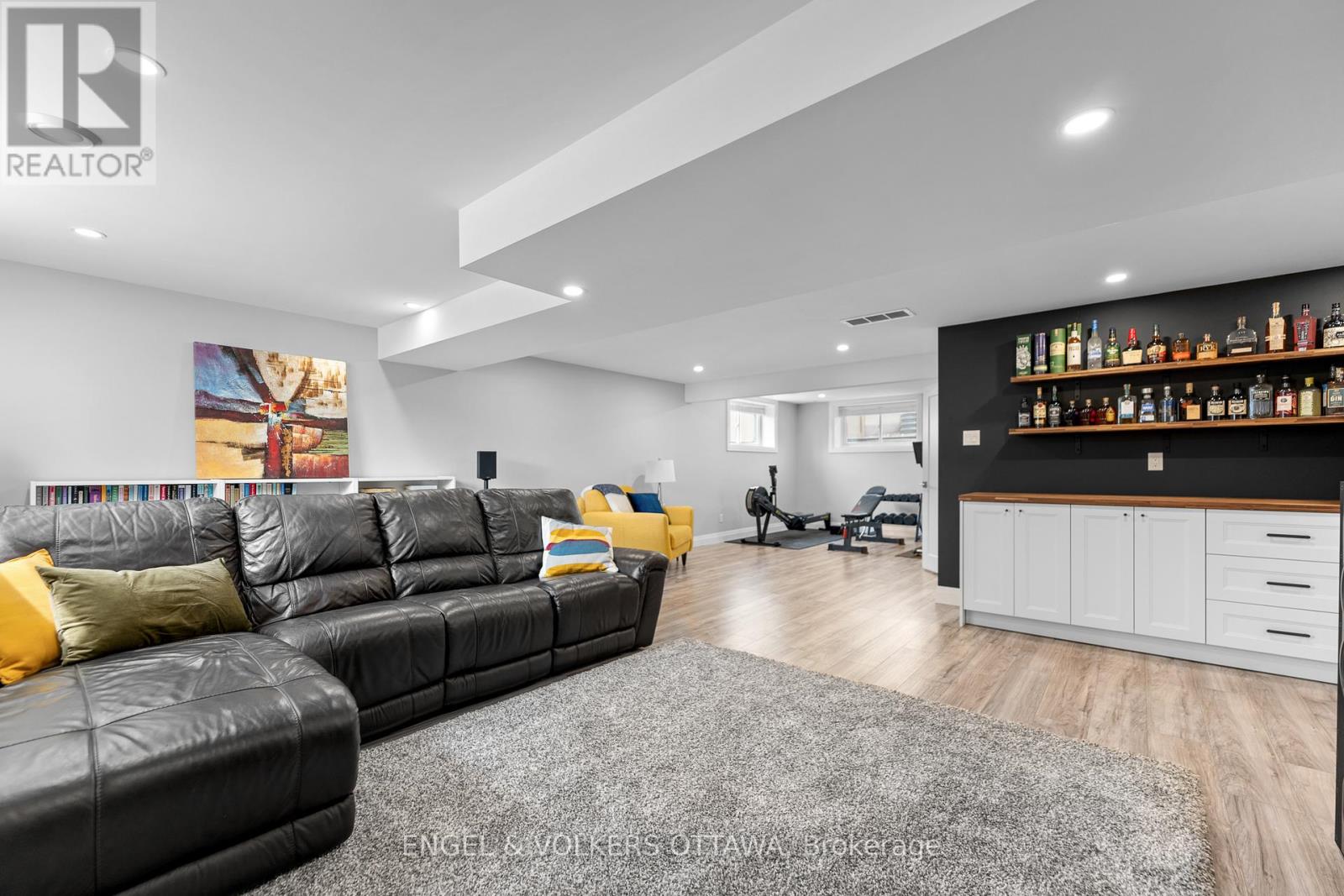 848 Reaume Street