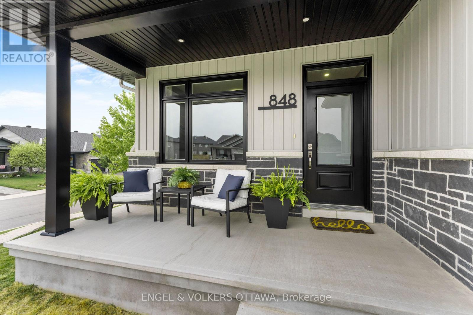 848 Reaume Street