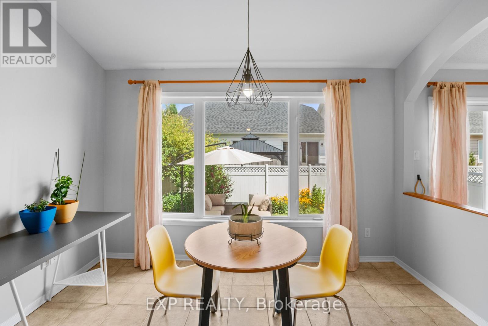111 Coursier Crescent