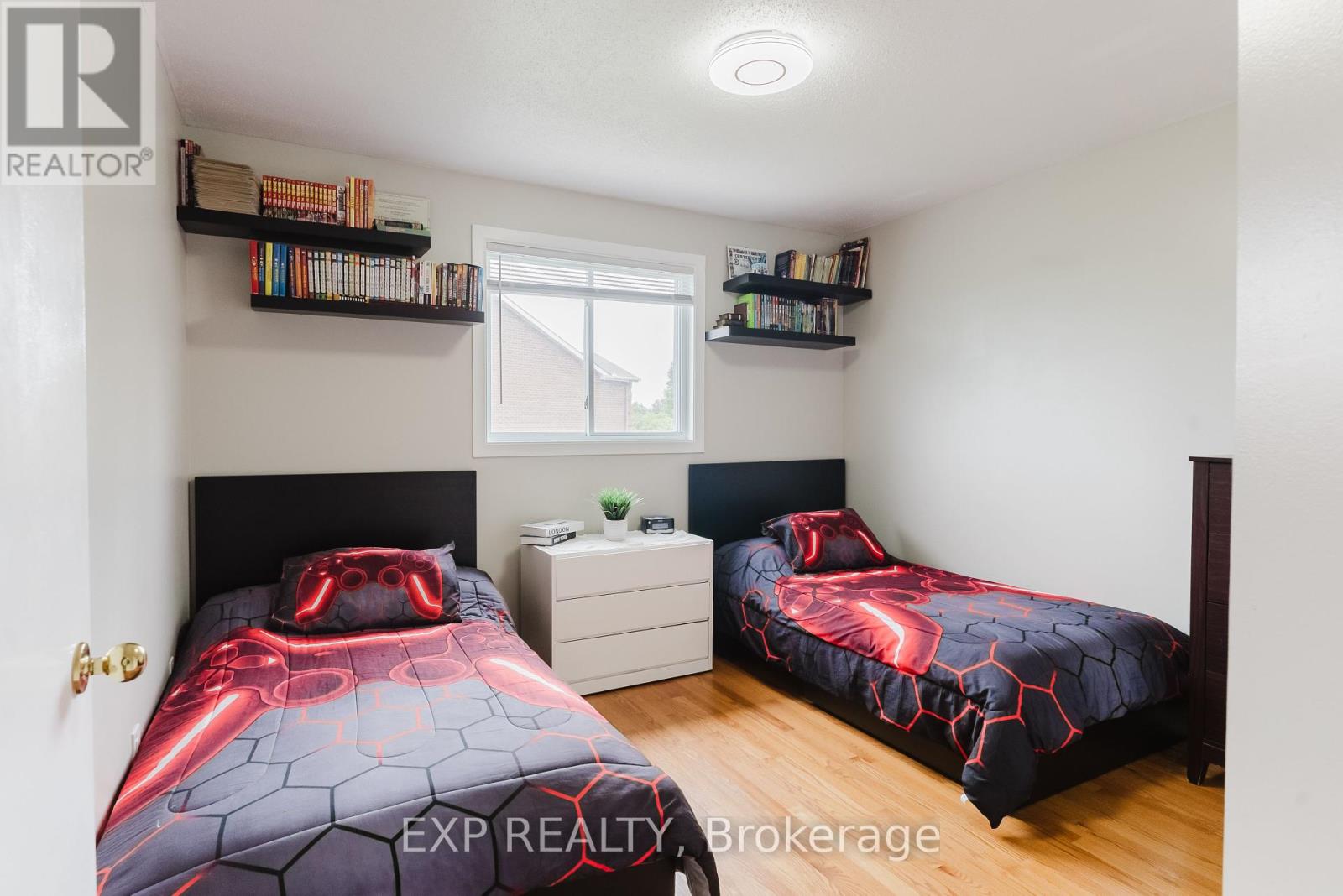 138 Acklam Terrace