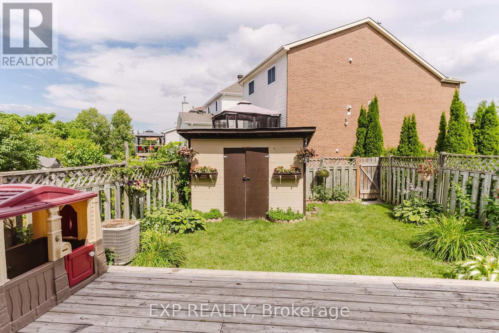 138 Acklam Terrace