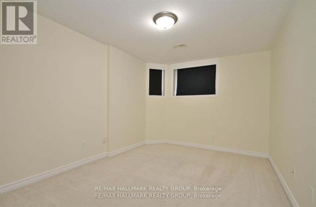 148 Paseo Private
