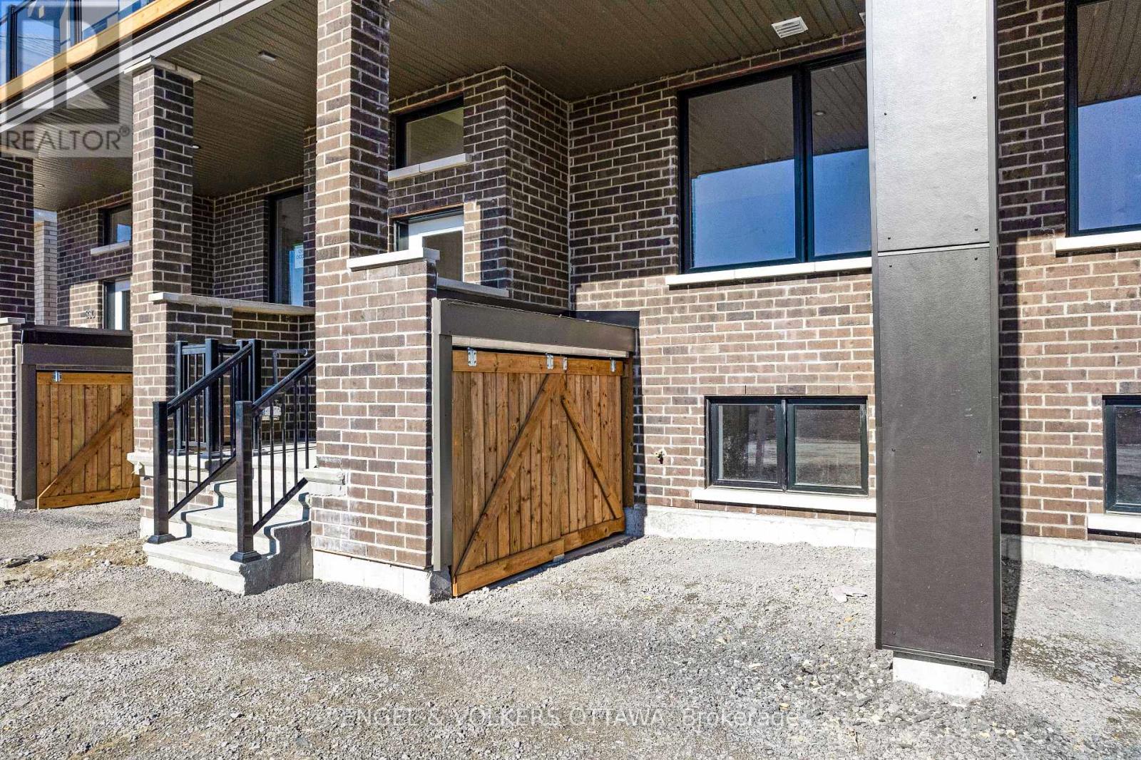 328 Catsfoot Walk