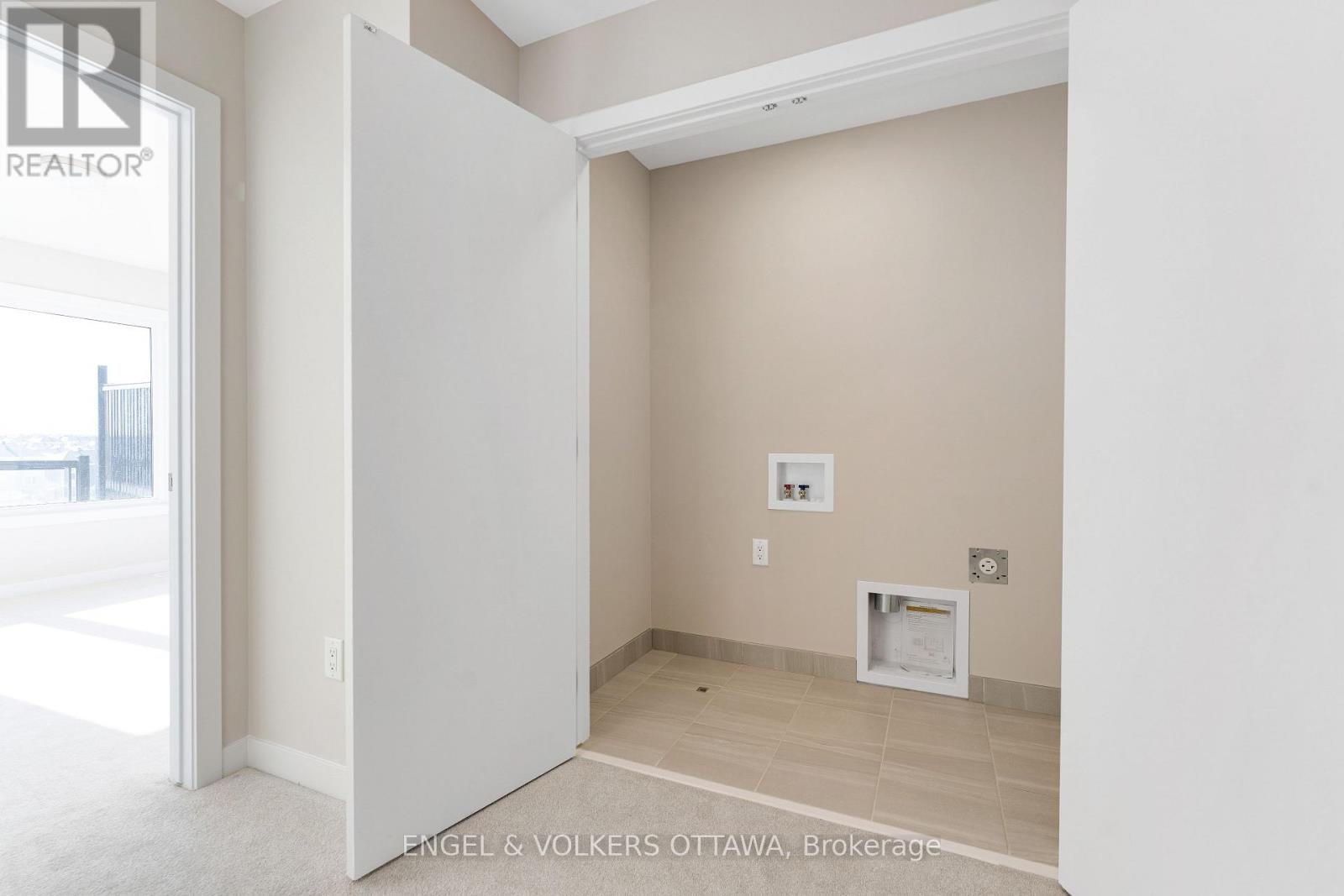 328 Catsfoot Walk