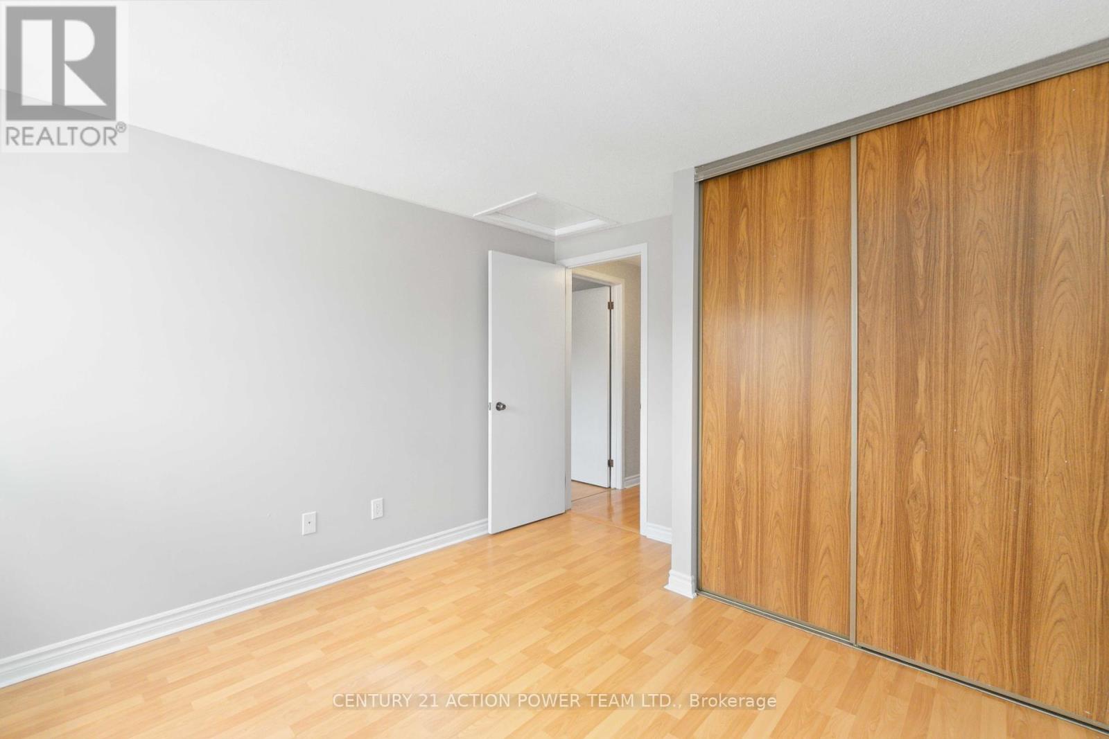 17 - 3103 Armada Avenue