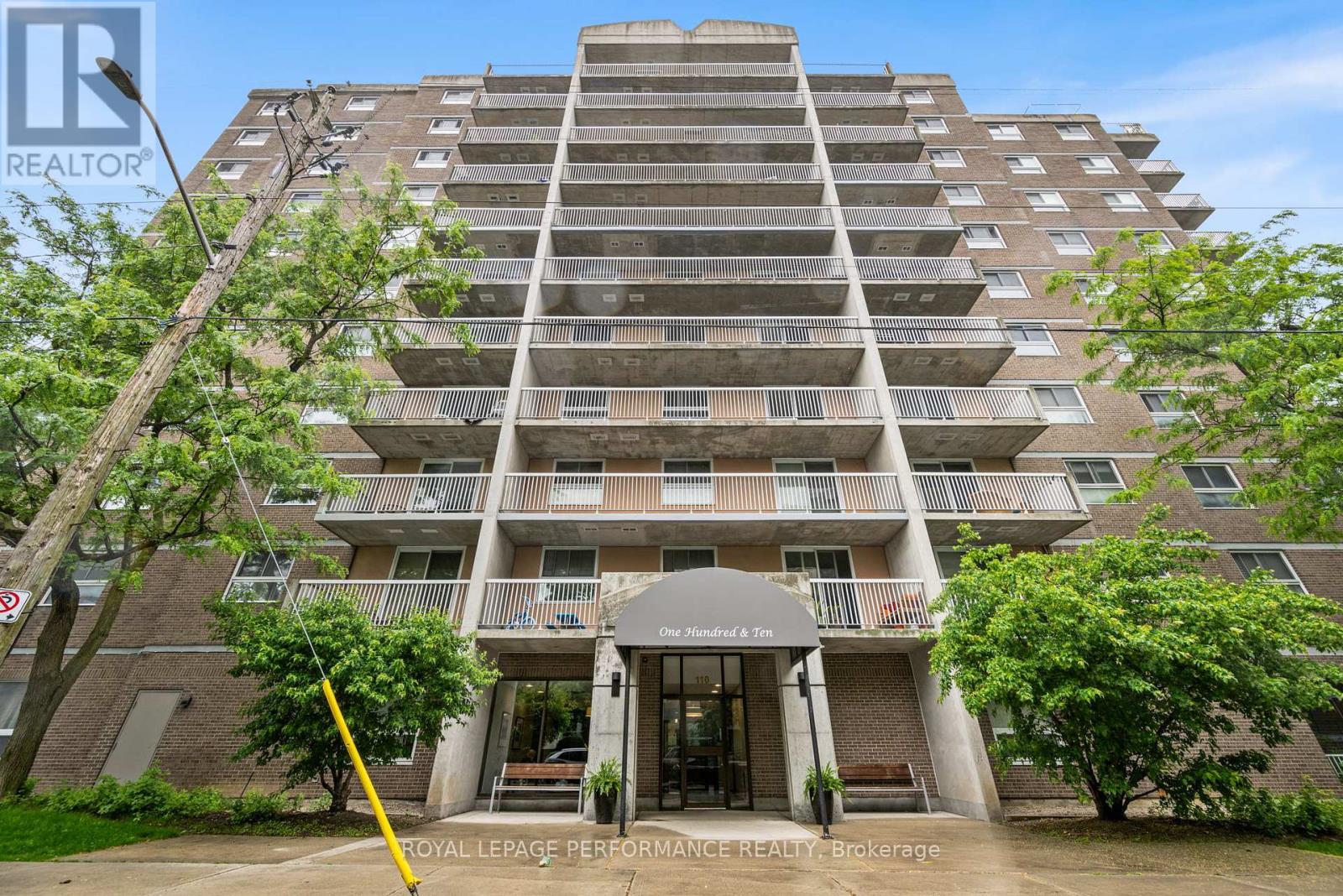 501 - 110 Forward Avenue