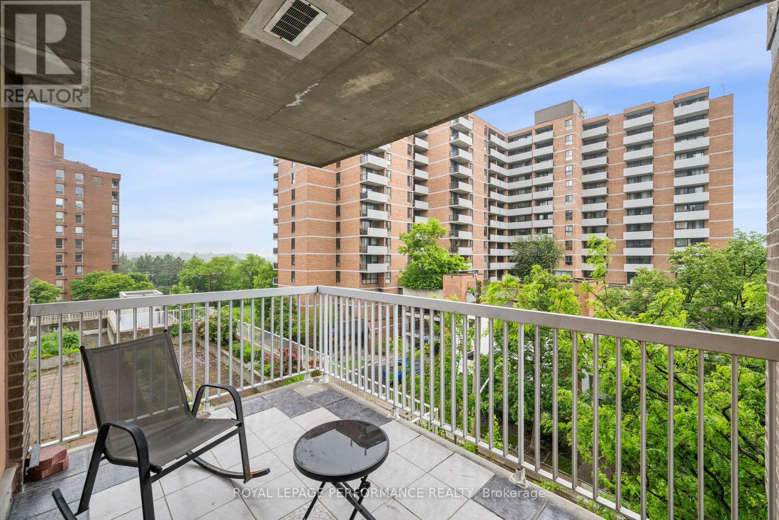 501 - 110 Forward Avenue